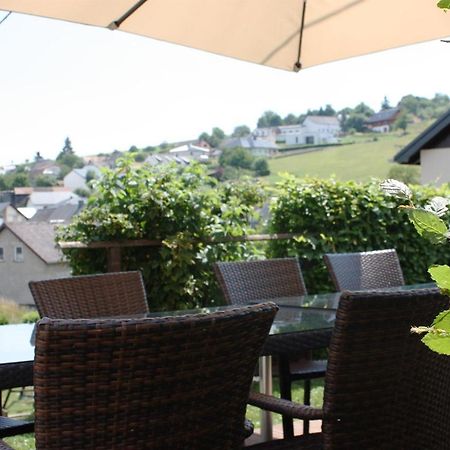 Gasthaus Pension Geimer Plütscheid Buitenkant foto