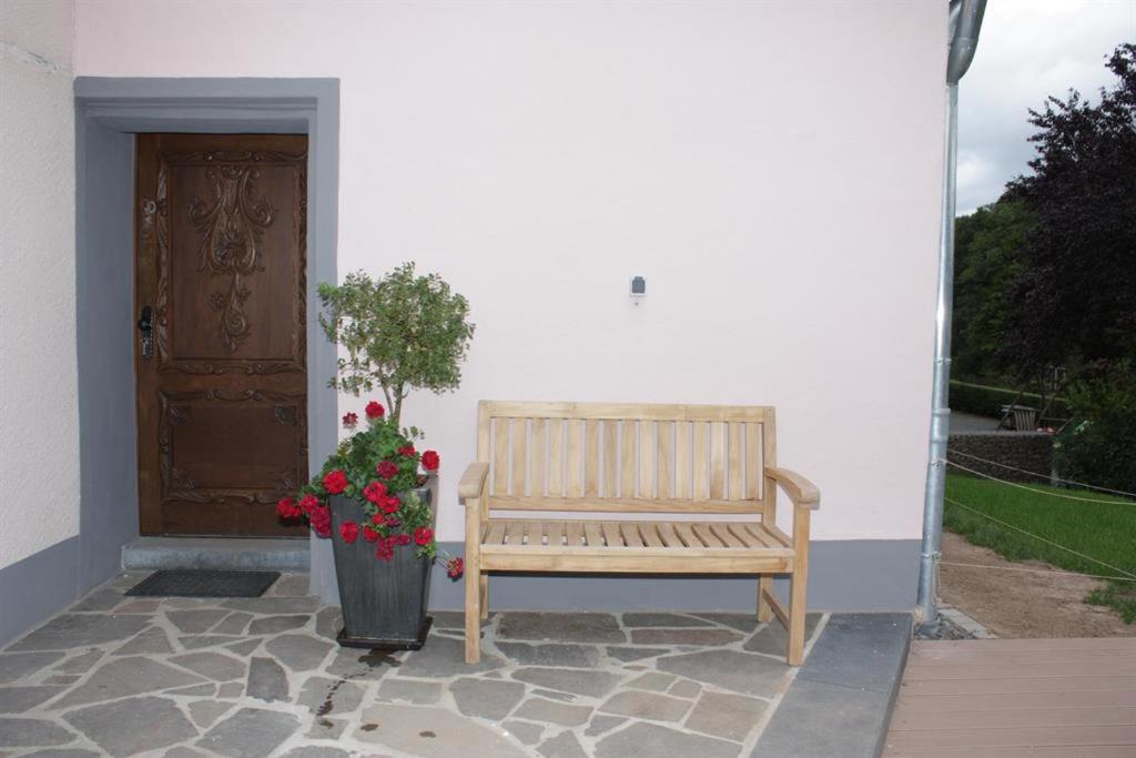 Gasthaus Pension Geimer Plütscheid Buitenkant foto